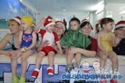 В Новогодних костюмах